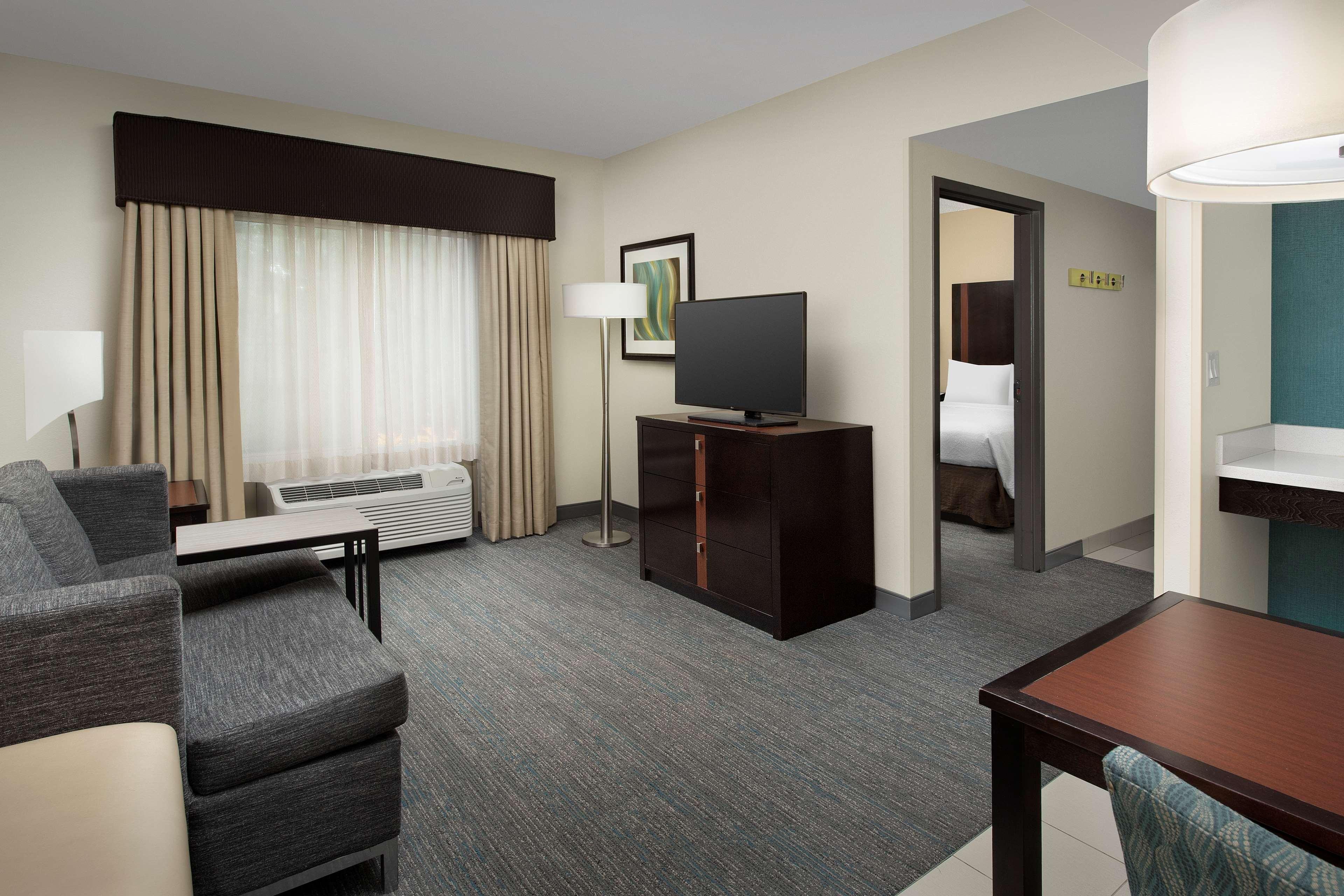 Hampton Inn & Suites Alpharetta-Windward Exterior foto