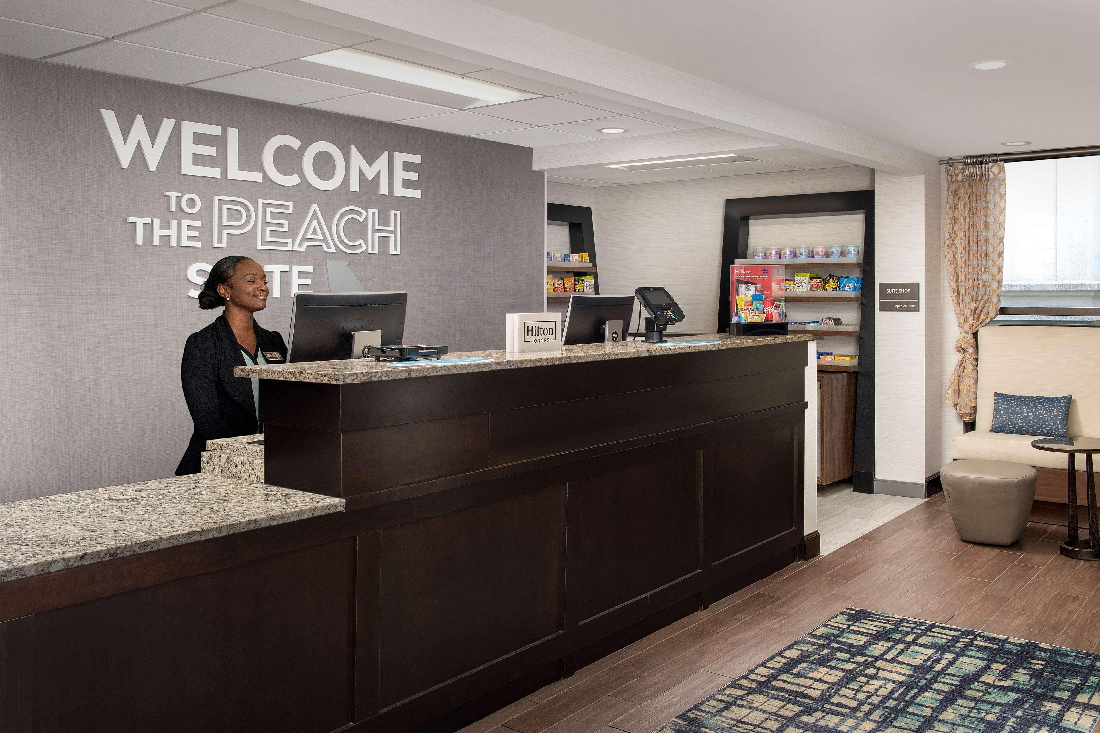 Hampton Inn & Suites Alpharetta-Windward Exterior foto